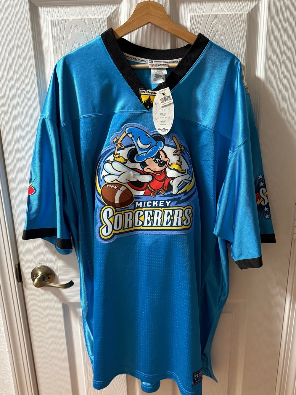 NEW Walt Disney World Sorcerer Mickey Mouse Graphic Jersey Shirt Vintage Y2K